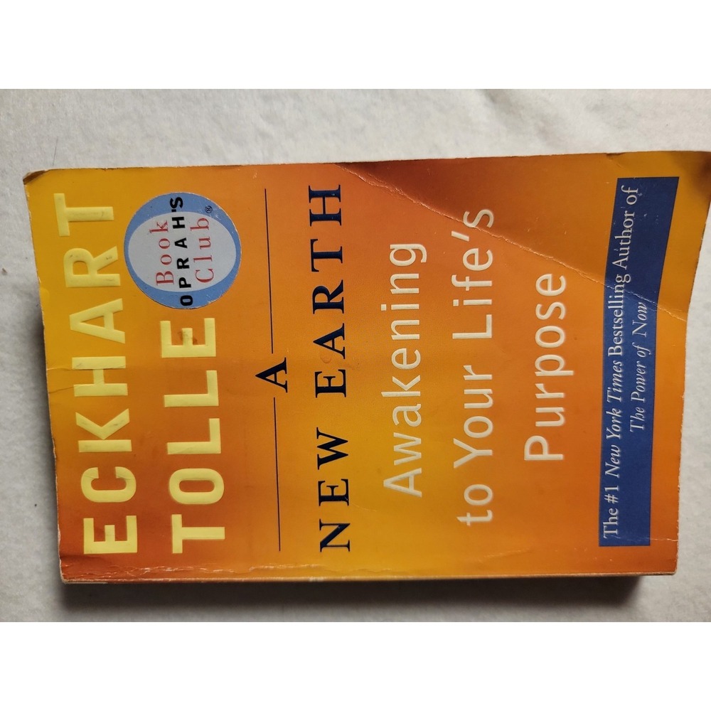 A New Earth: Awakening to Your Life's Purpose - Paperback - GOOD‎
